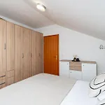 Majer Apartman *