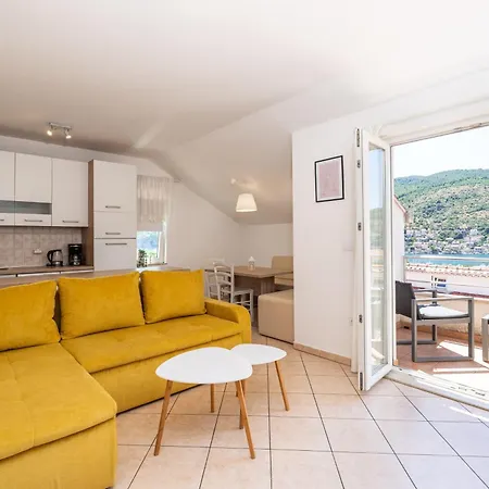 Apartman Majer *