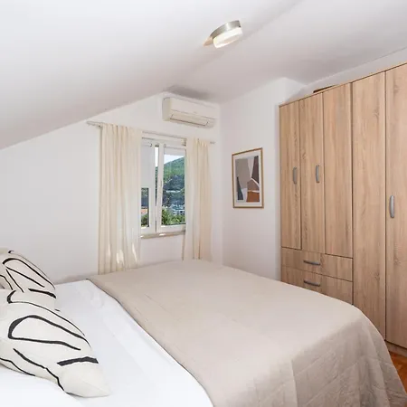 Majer Apartman *